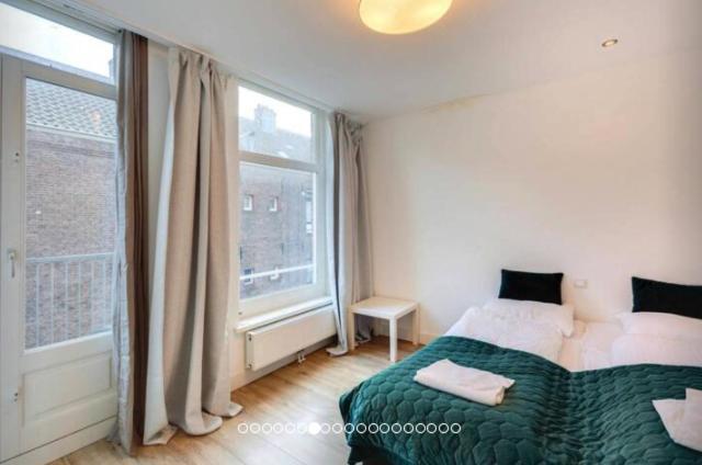 Luxurious Canalview Apt With Patio City Centre Амстердам Экстерьер фото